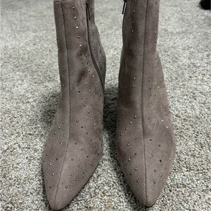 Size 9 stud booties